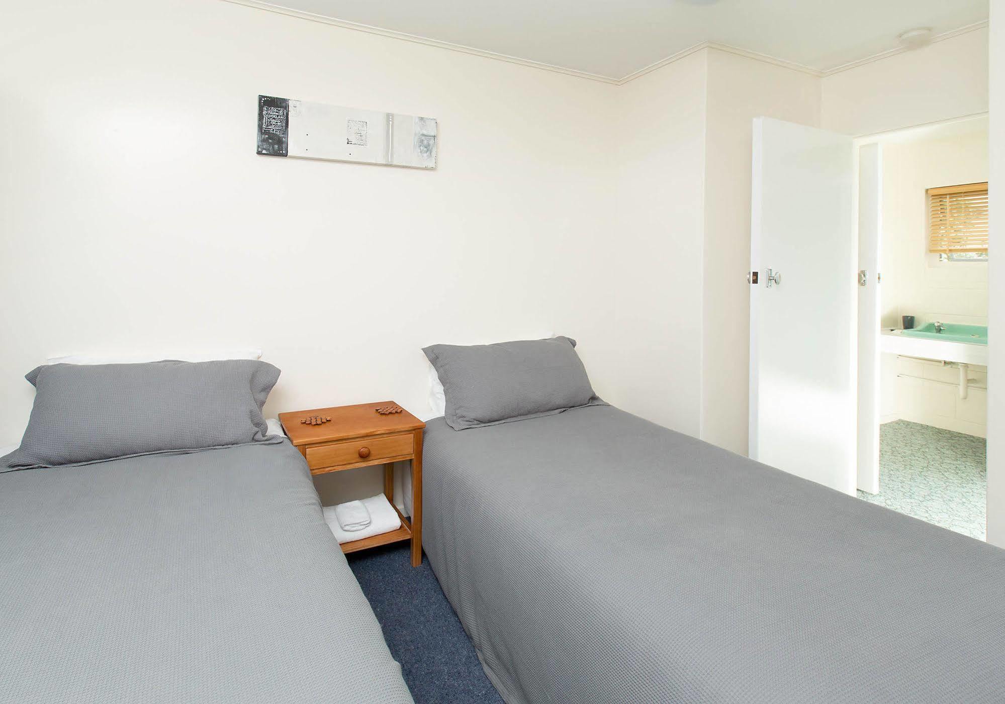 Marina Court Motel & Apartments Whangarei Dış mekan fotoğraf