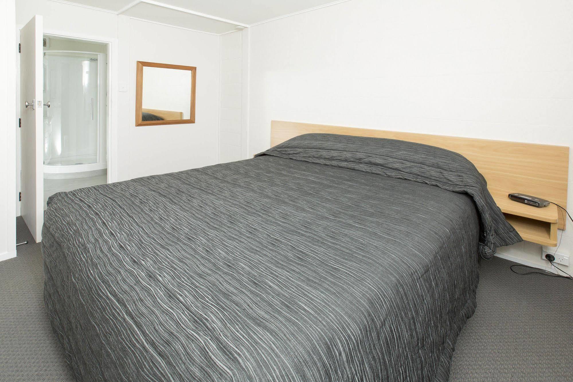 Marina Court Motel & Apartments Whangarei Dış mekan fotoğraf