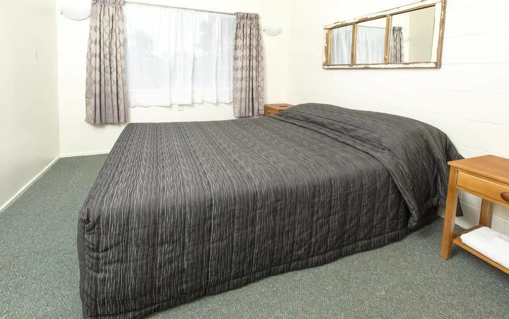 Marina Court Motel & Apartments Whangarei Dış mekan fotoğraf